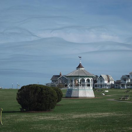 The Oak Bluffs Inn Экстерьер фото
