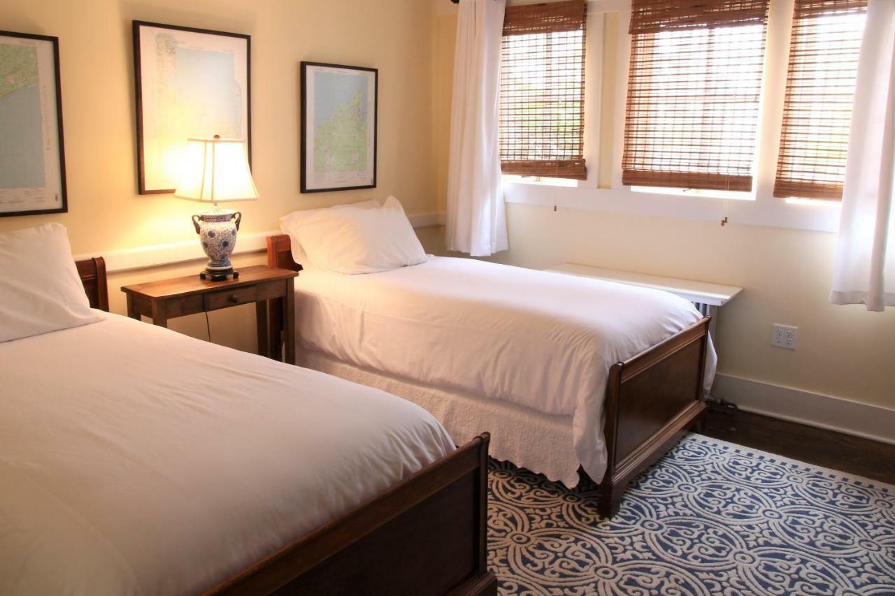 The Oak Bluffs Inn Экстерьер фото